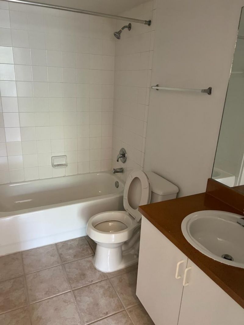 4177 N Haverhill Road, Unit 810, West Palm Beach, FL 33417 Photo