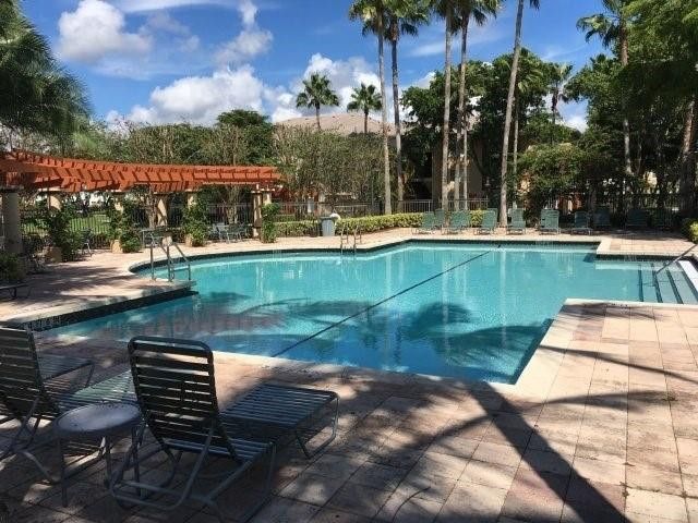 4177 N Haverhill Road, Unit 810, West Palm Beach, FL 33417 Photo