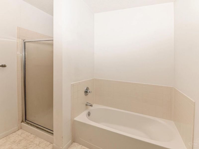 4240 Endeavor Drive, Unit 103, Colerain Township, OH 45252 Photo 16