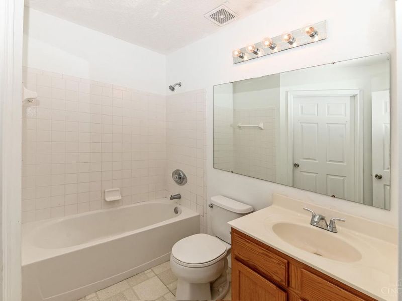4240 Endeavor Drive, Unit 103, Colerain Township, OH 45252 Photo 20