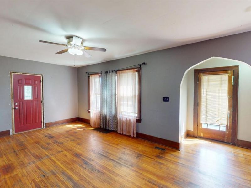 400 S Collinwood Boulevard, Fremont, OH 43420 Photo 6