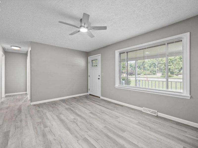 6485 Russia Rd., South Amherst, OH 44001 Photo 11