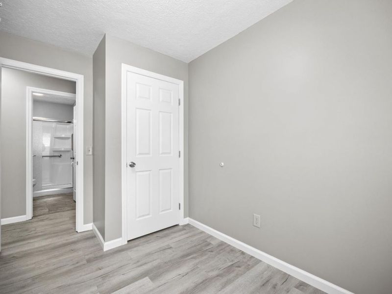 6485 Russia Rd., South Amherst, OH 44001 Photo 24