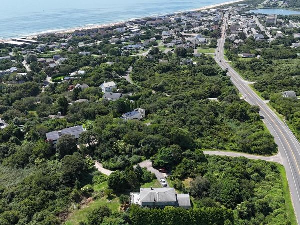 84 N Surfside Avenue, Montauk, NY 11954