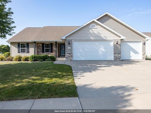 1124 BOBBY COURT, Appleton, WI 54915