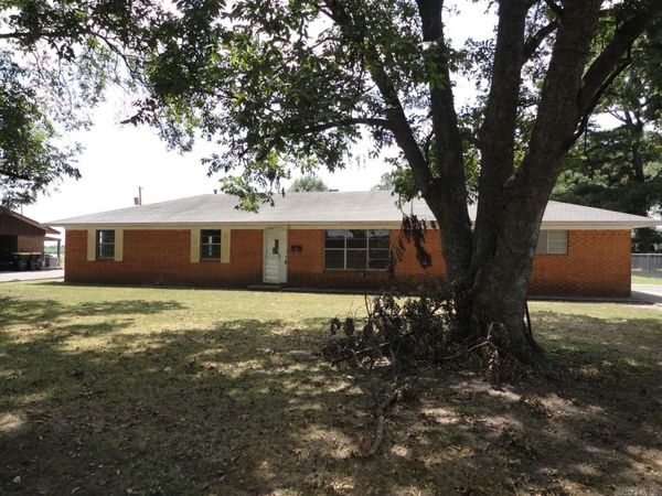 806 Irvy Road, England, AR 72046