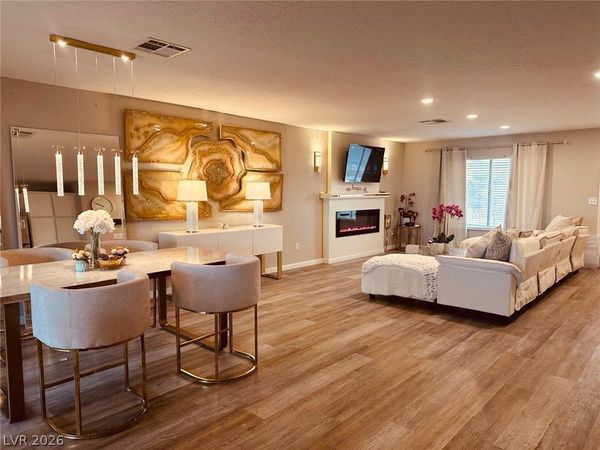 109 Glen Oak Drive , Henderson, NV 89002
