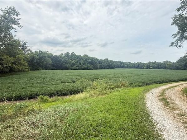 3027 Dade School Road, Odessa, MO 64076