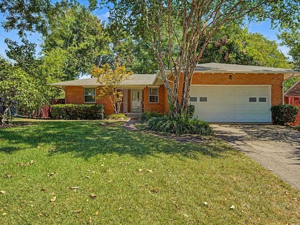 8046 Fall River Drive, Dallas, TX 75228