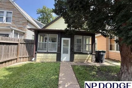 3045 S 19th Street, Omaha, NE 68105