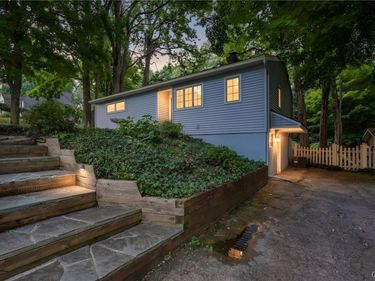 415 Yorkshire Boulevard, Syracuse, NY 13219