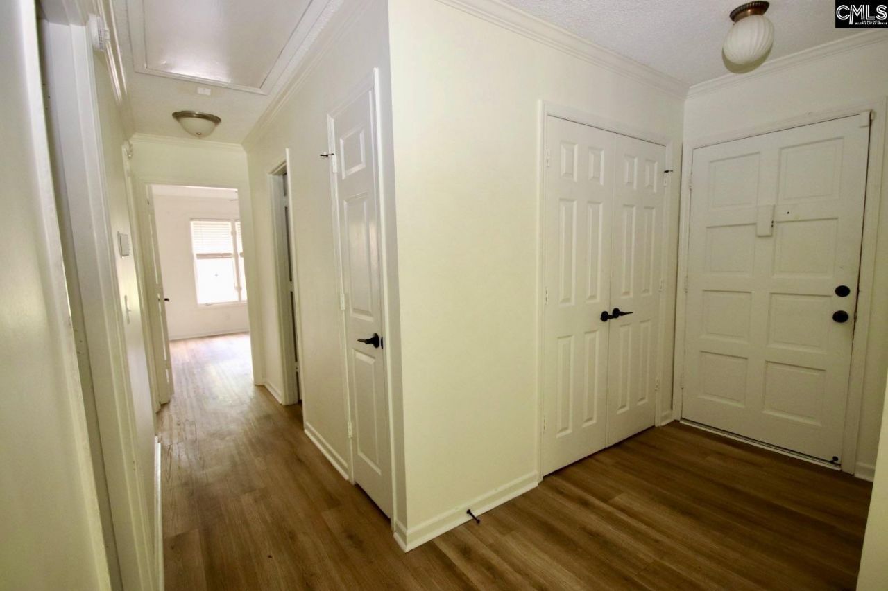 2905 Scotsman Road  Photo 7