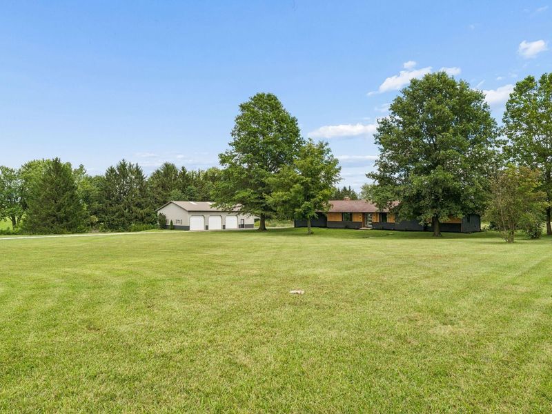 2017 Hazelton-Etna Road SW, Pataskala, OH 43062 Photo 6