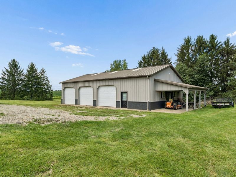2017 Hazelton-Etna Road SW, Pataskala, OH 43062 Photo 8