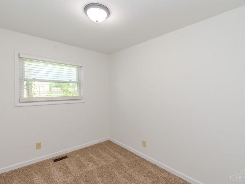 701 Easter Drive, Carlisle, OH 45005 Photo 17
