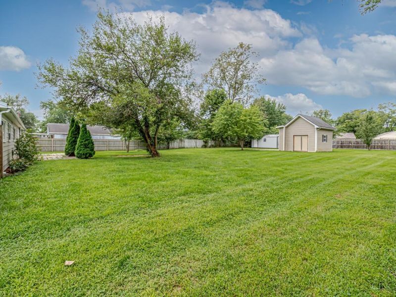 701 Easter Drive, Carlisle, OH 45005 Photo 22