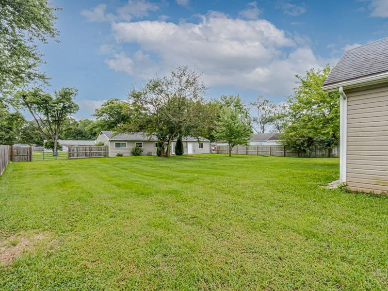 701 Easter Drive, Carlisle, OH 45005 Photo 24
