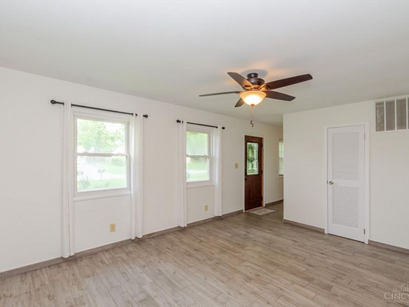 701 Easter Drive, Carlisle, OH 45005 Photo 5