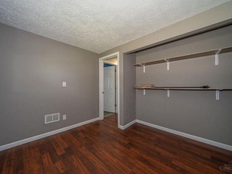 1134 Dayket Circle, Miamisburg, OH 45342 Photo 13