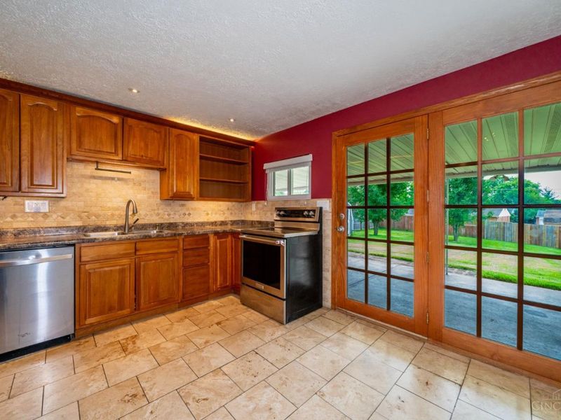 1134 Dayket Circle, Miamisburg, OH 45342 Photo 7