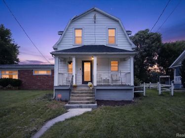 1325 Garden Court, Erie Township, Mi 48133