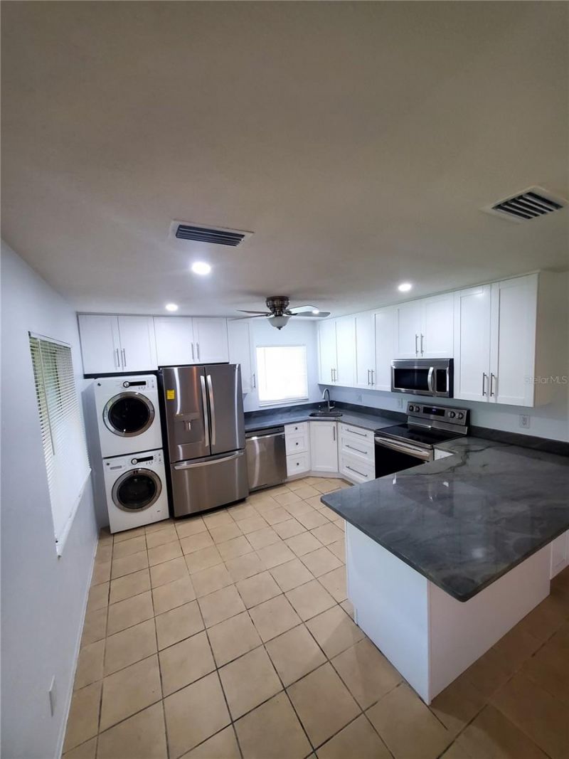 1020 70th Street N, Saint Petersburg, FL 33710 Photo