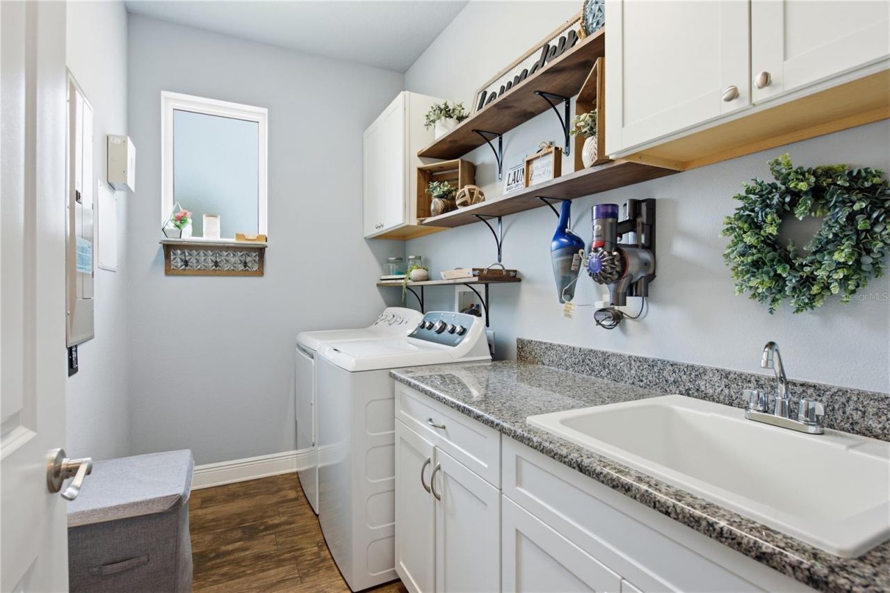 5777 Elisabethan Lane, New Port Richey, FL 34652 Photo