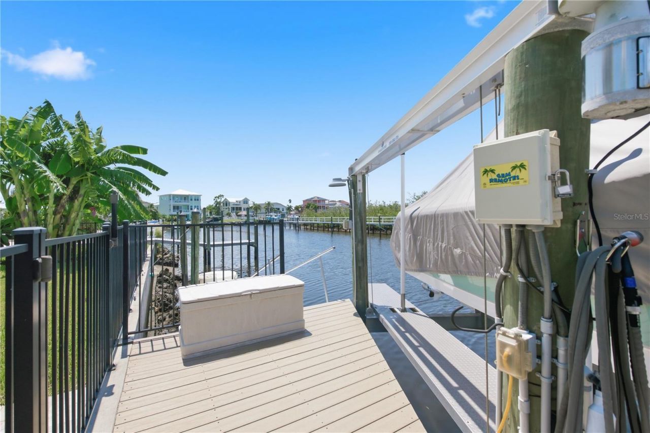 5777 Elisabethan Lane, New Port Richey, FL 34652 Photo
