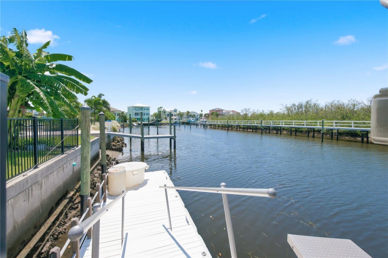 5777 Elisabethan Lane, New Port Richey, FL 34652 Photo