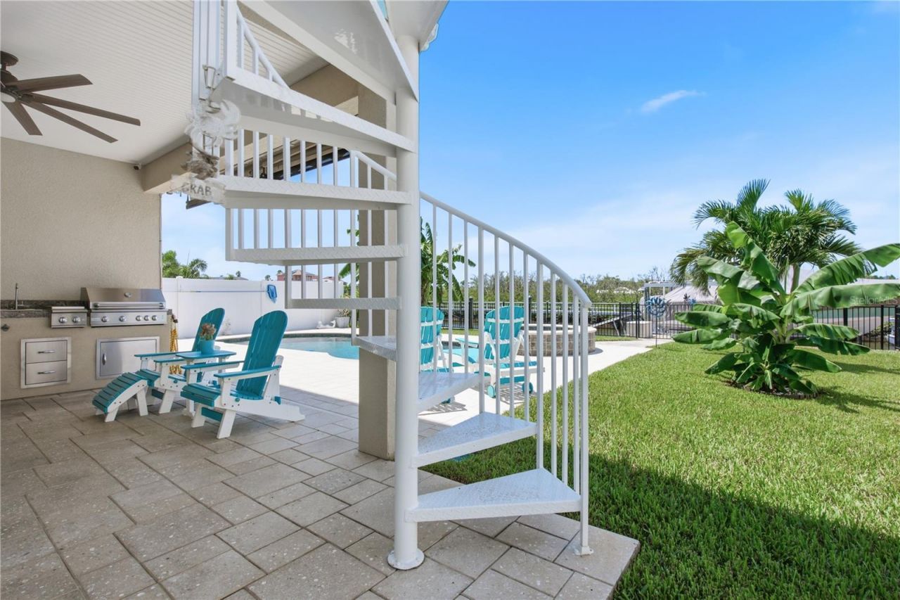 5777 Elisabethan Lane, New Port Richey, FL 34652 Photo