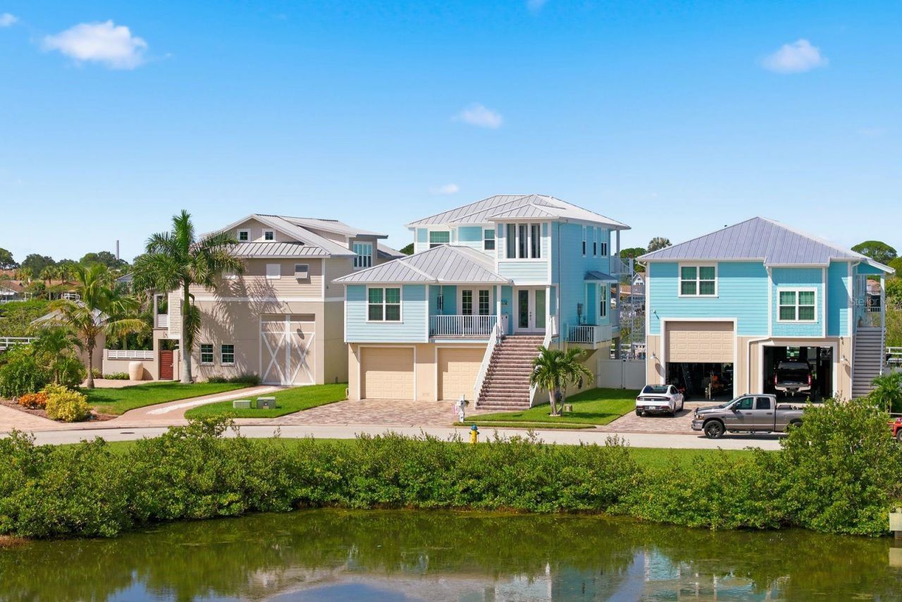 5777 Elisabethan Lane, New Port Richey, FL 34652 Photo