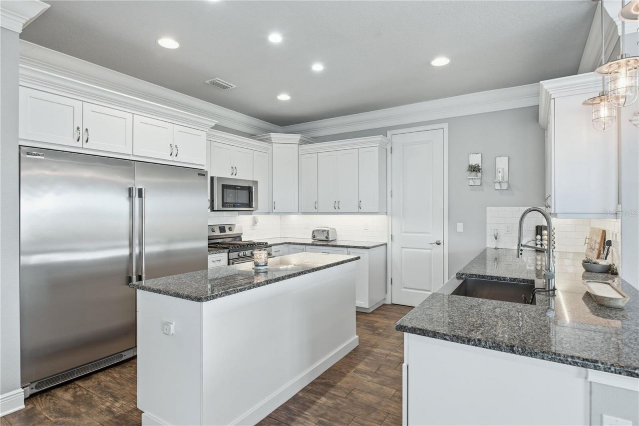 5777 Elisabethan Lane, New Port Richey, FL 34652 Photo