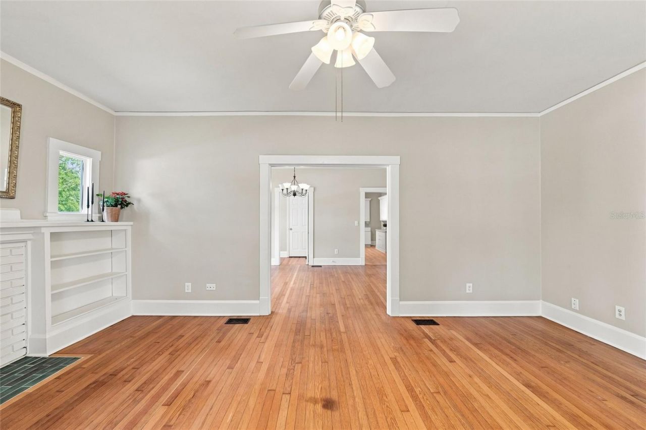 4595 9th Avenue N, Saint Petersburg, FL 33713 Photo