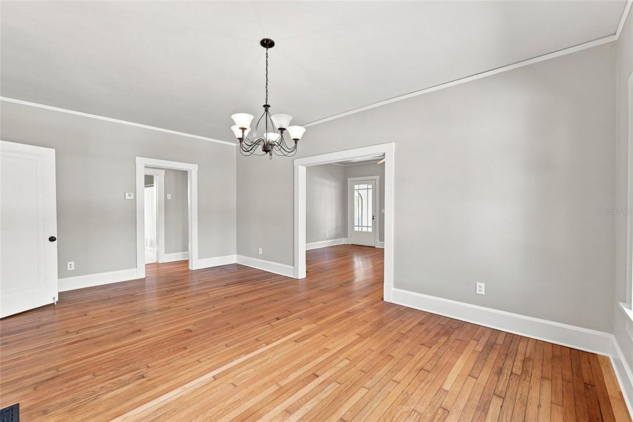 4595 9th Avenue N, Saint Petersburg, FL 33713 Photo