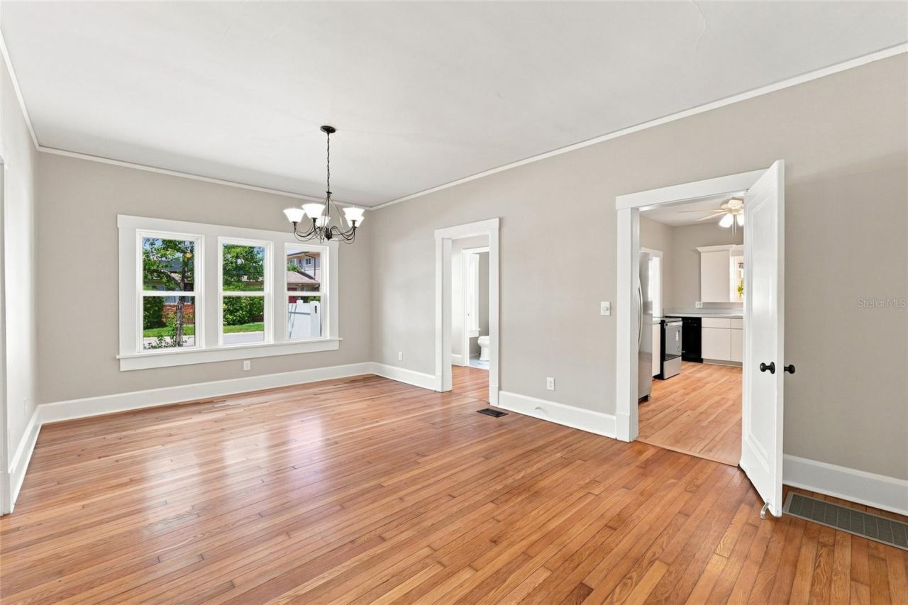 4595 9th Avenue N, Saint Petersburg, FL 33713 Photo