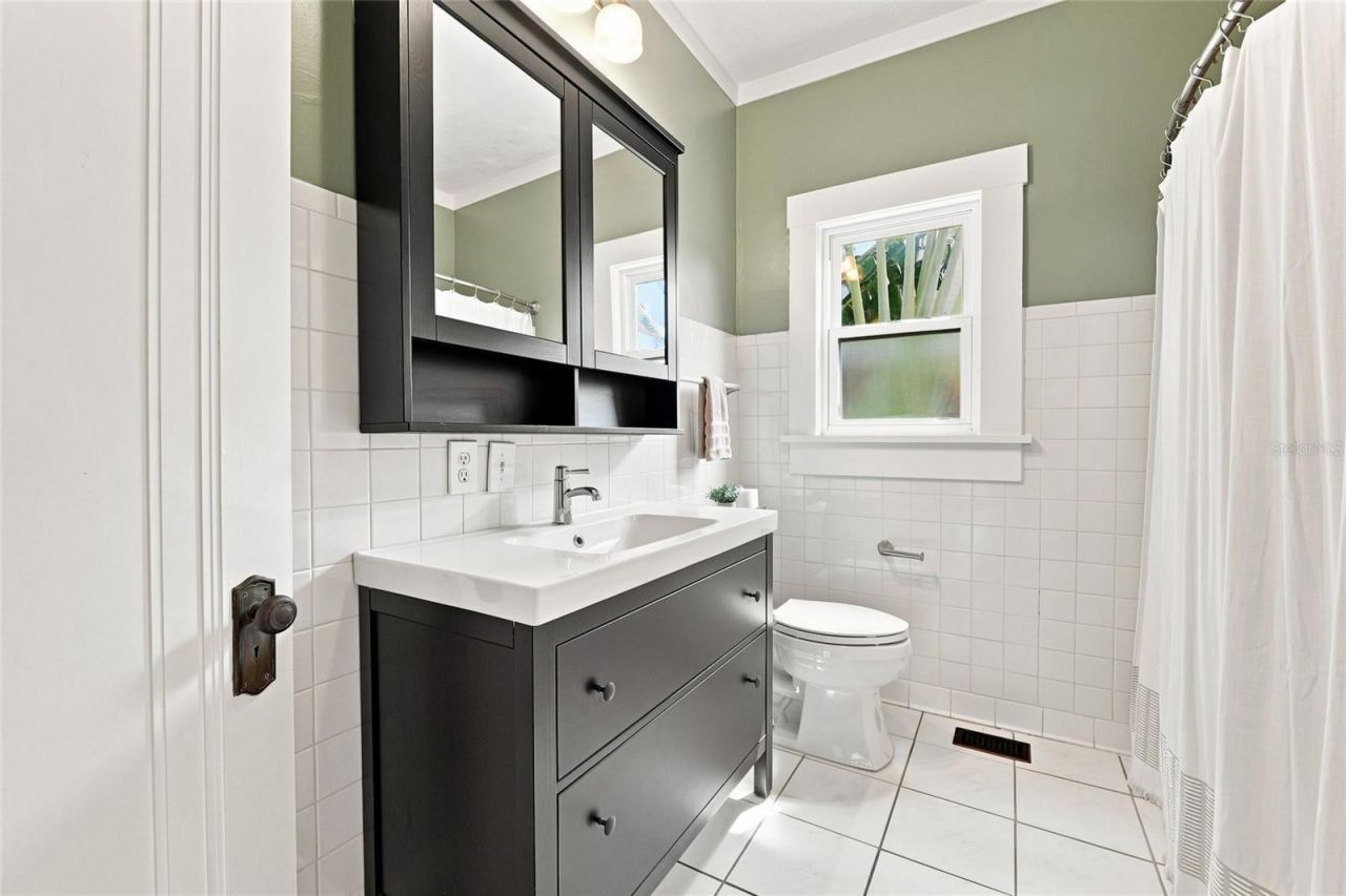 4595 9th Avenue N, Saint Petersburg, FL 33713 Photo