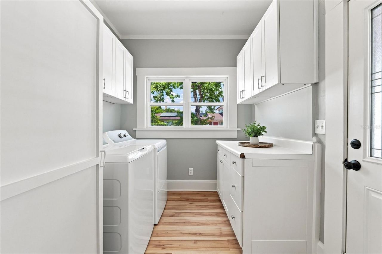 4595 9th Avenue N, Saint Petersburg, FL 33713 Photo