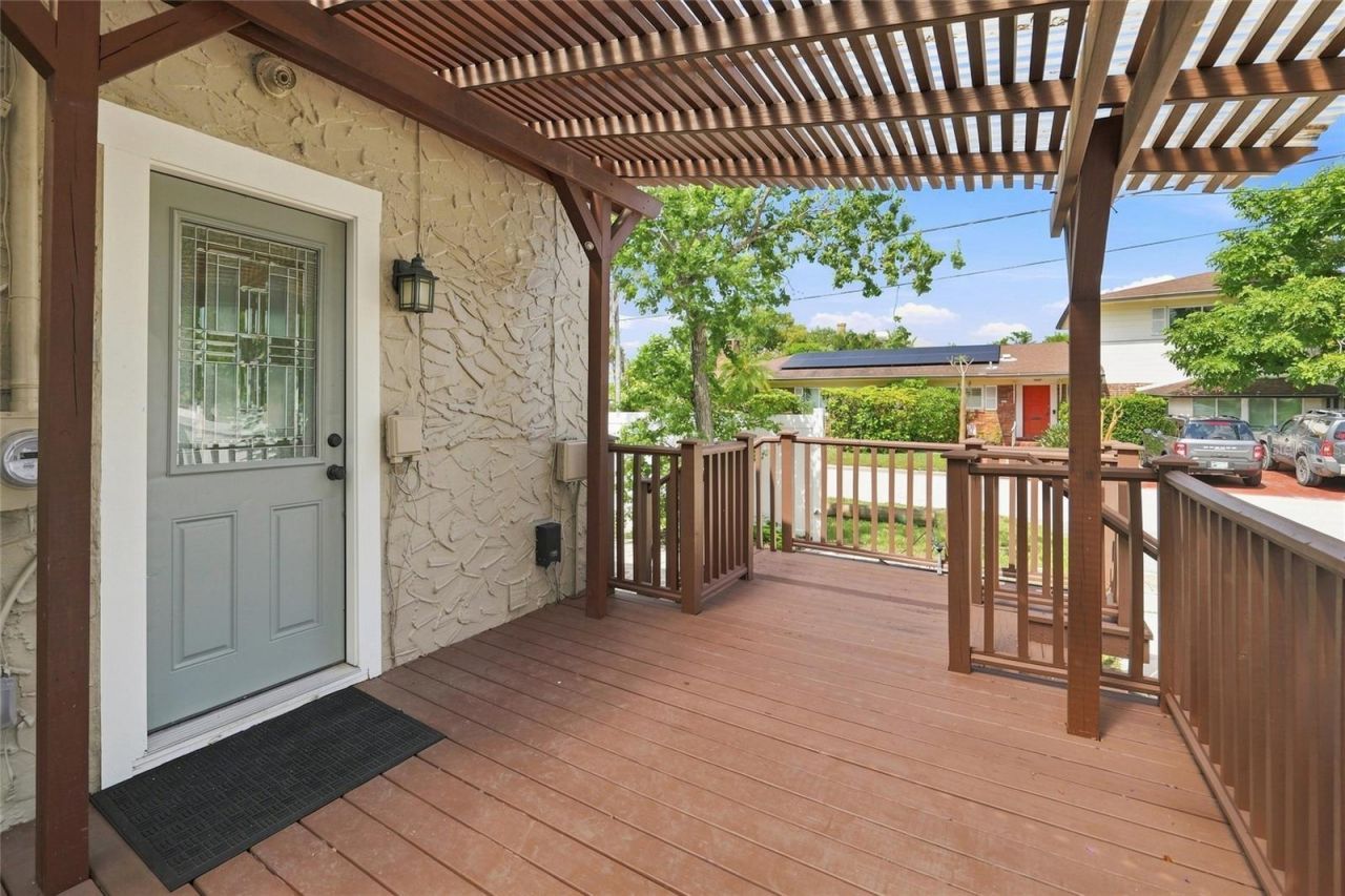 4595 9th Avenue N, Saint Petersburg, FL 33713 Photo