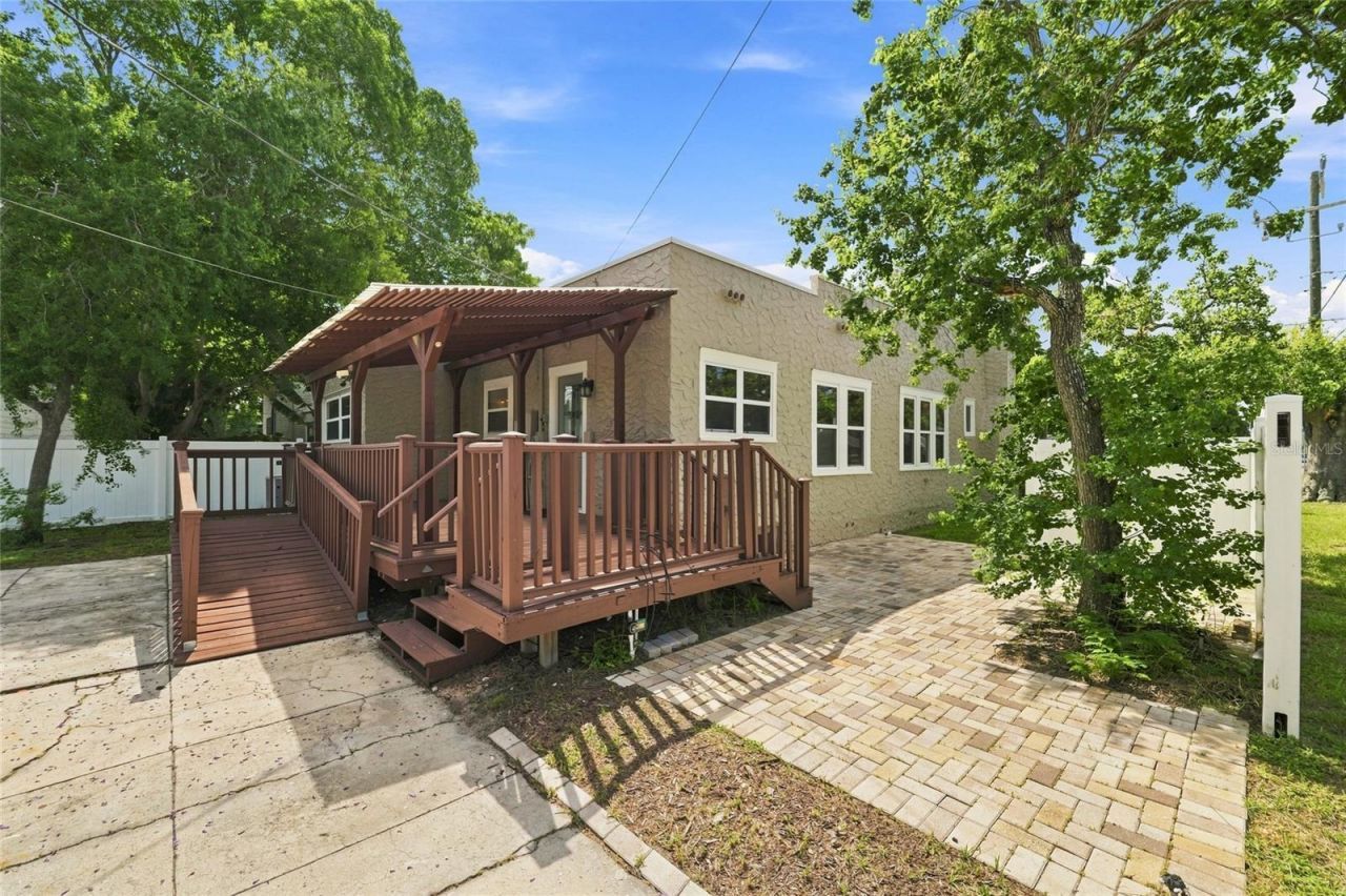 4595 9th Avenue N, Saint Petersburg, FL 33713 Photo