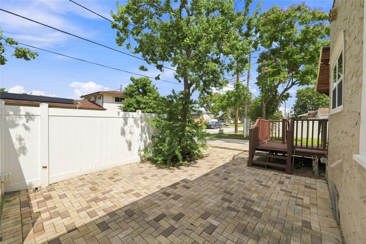 4595 9th Avenue N, Saint Petersburg, FL 33713 Photo
