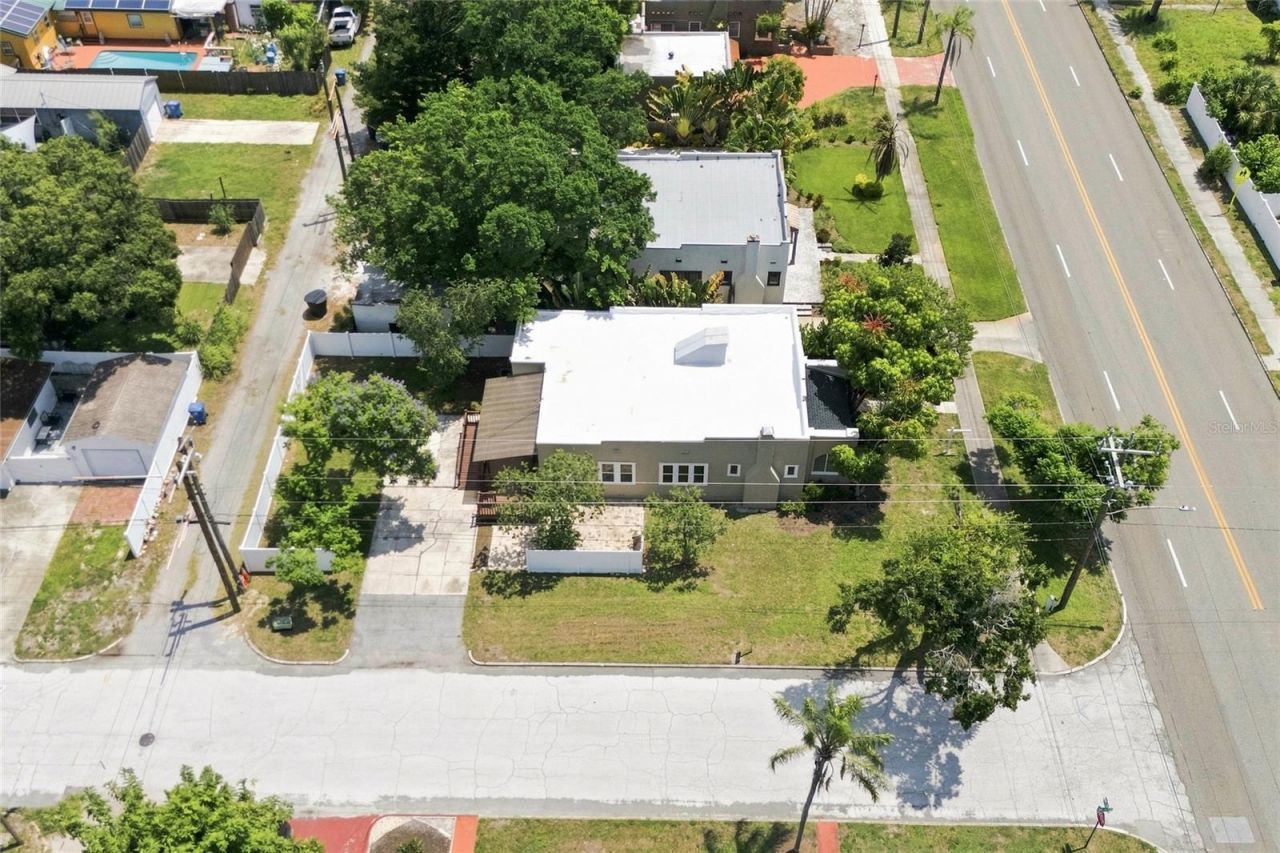 4595 9th Avenue N, Saint Petersburg, FL 33713 Photo