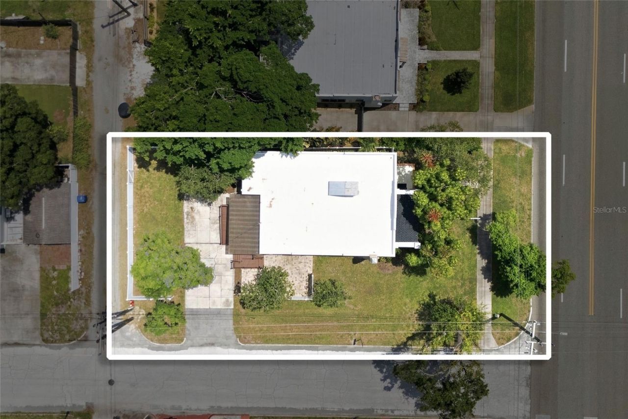 4595 9th Avenue N, Saint Petersburg, FL 33713 Photo