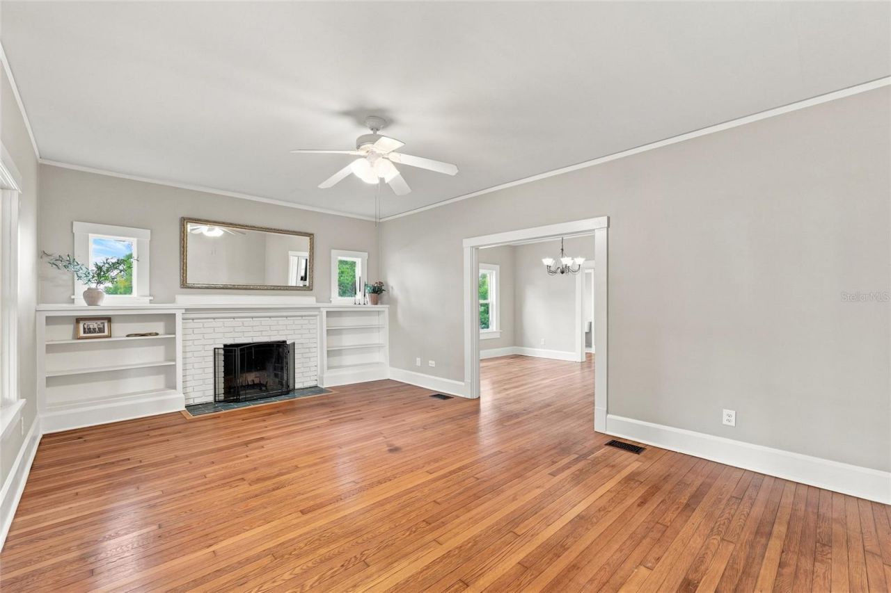 4595 9th Avenue N, Saint Petersburg, FL 33713 Photo