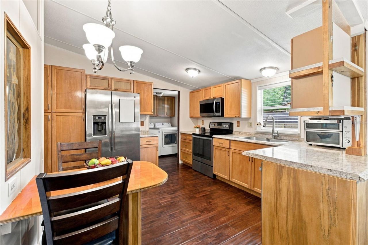 7608 W Otter Street , Homosassa, FL 34446 Photo
