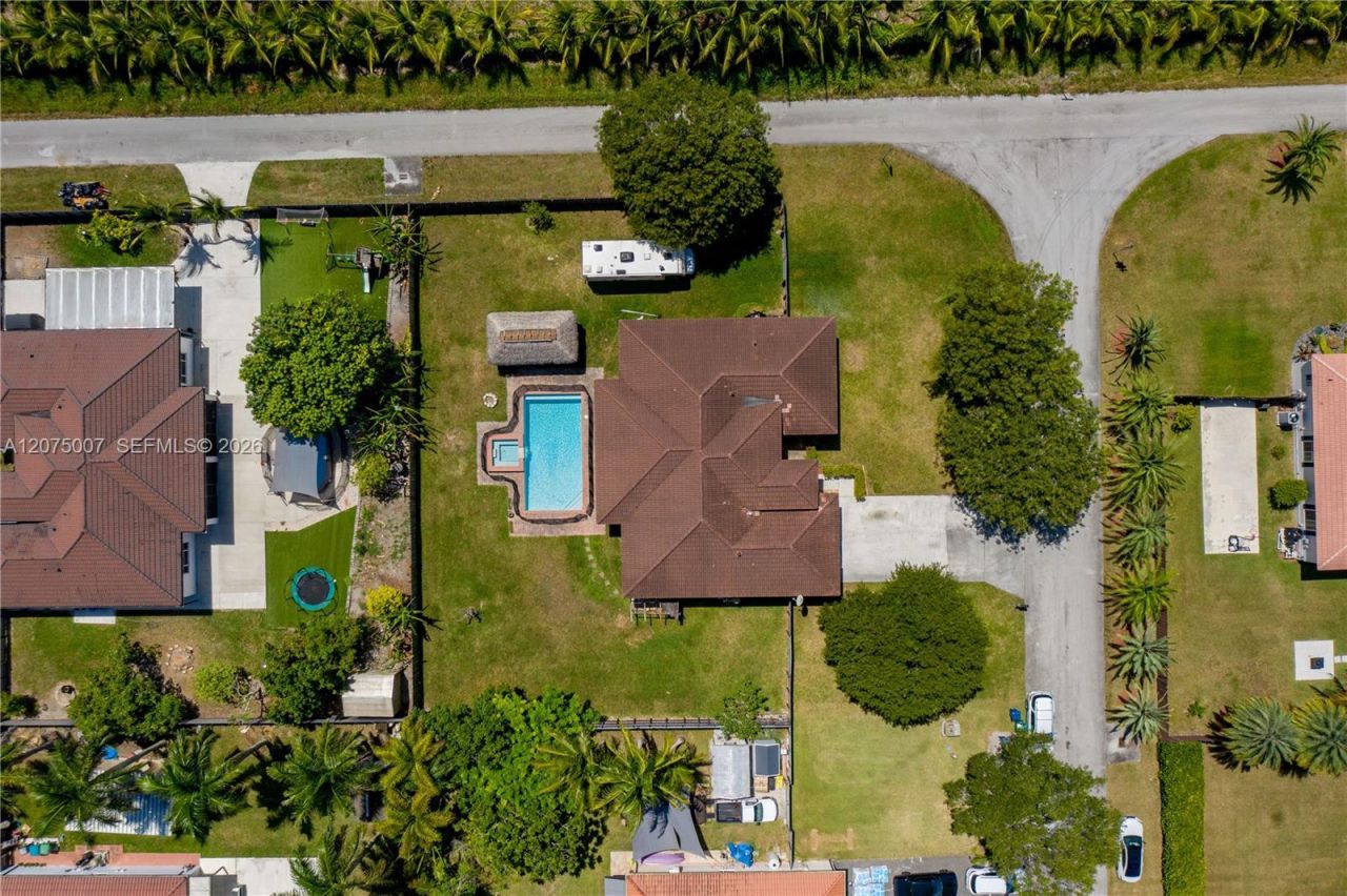 20562 SW 324 St, Homestead, FL 33030 Photo