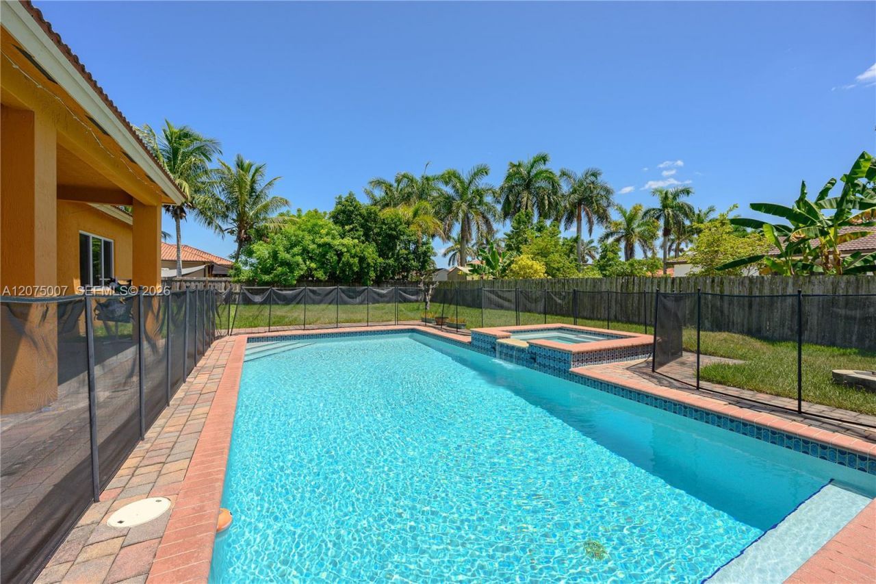 20562 SW 324 St, Homestead, FL 33030 Photo