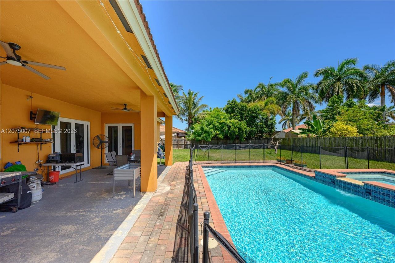 20562 SW 324 St, Homestead, FL 33030 Photo