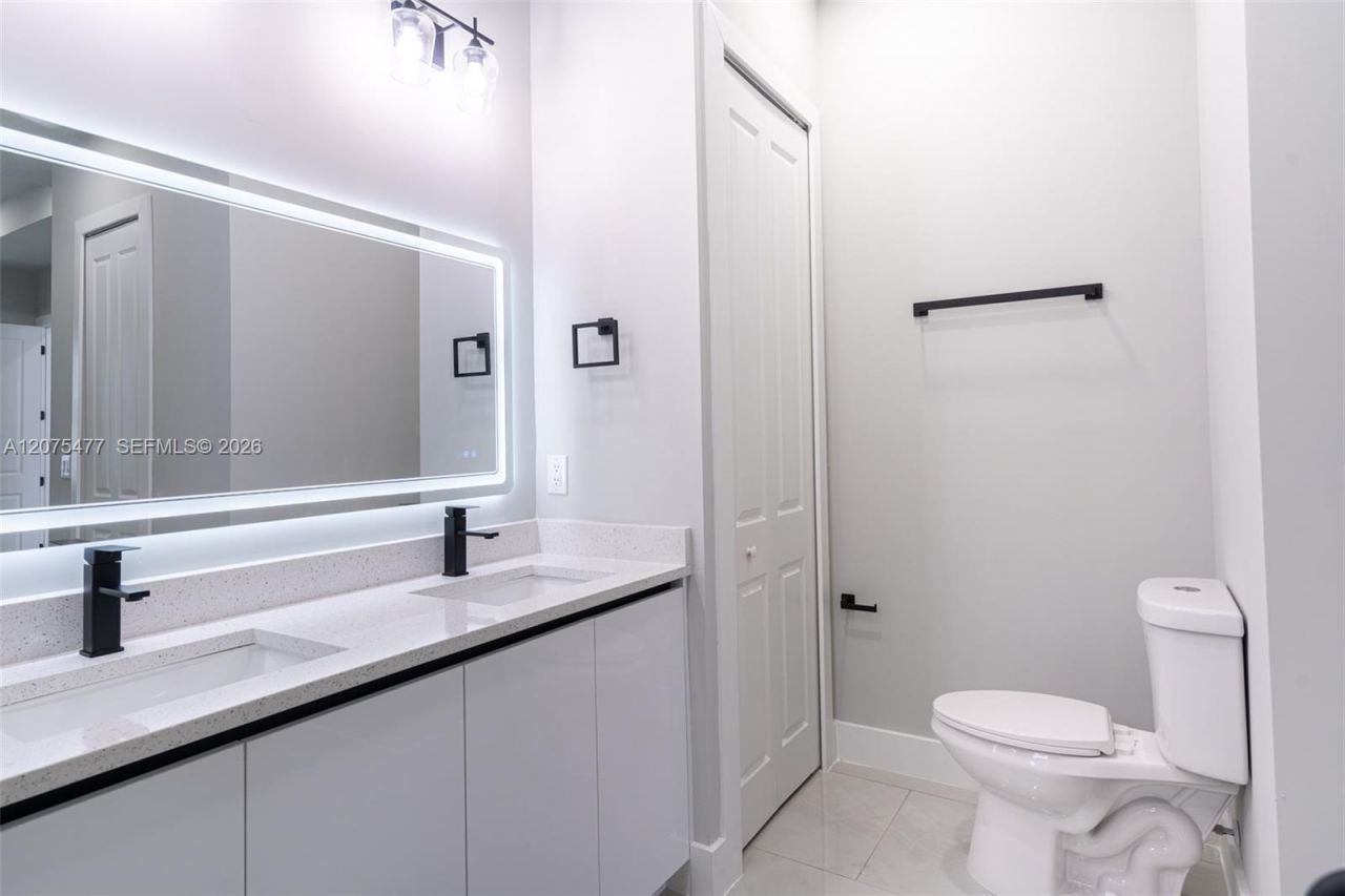 1015 E Bagget St , Lehigh Acres, FL 33974 Photo