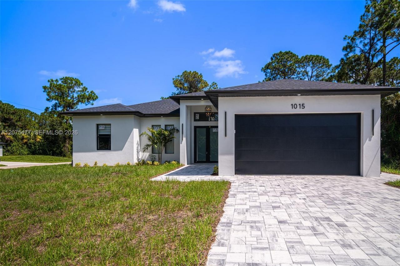 1015 E Bagget St , Lehigh Acres, FL 33974 Photo