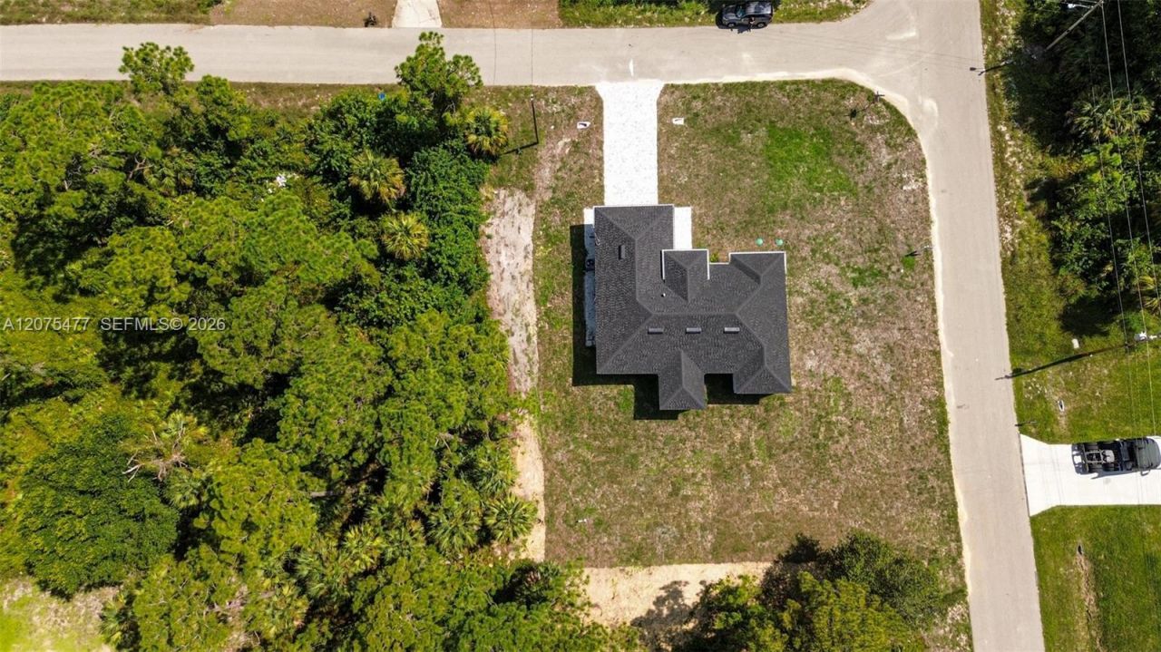 1015 E Bagget St , Lehigh Acres, FL 33974 Photo